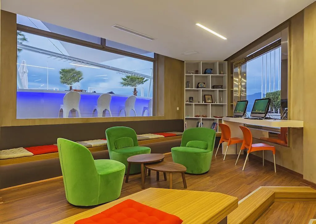 Poseidon Hotel - Adult Only Μαρμαρίς